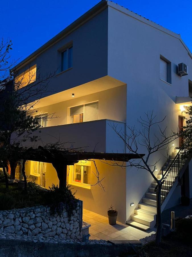 Apartments Curnic Єсенице Екстер'єр фото