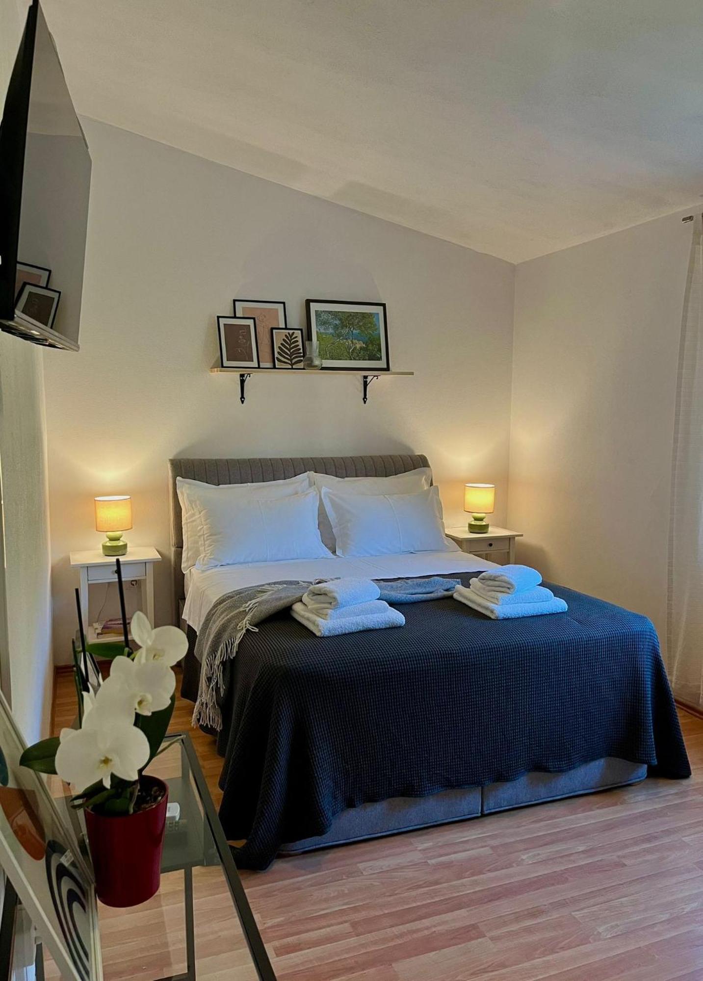 Apartments Curnic Єсенице Екстер'єр фото